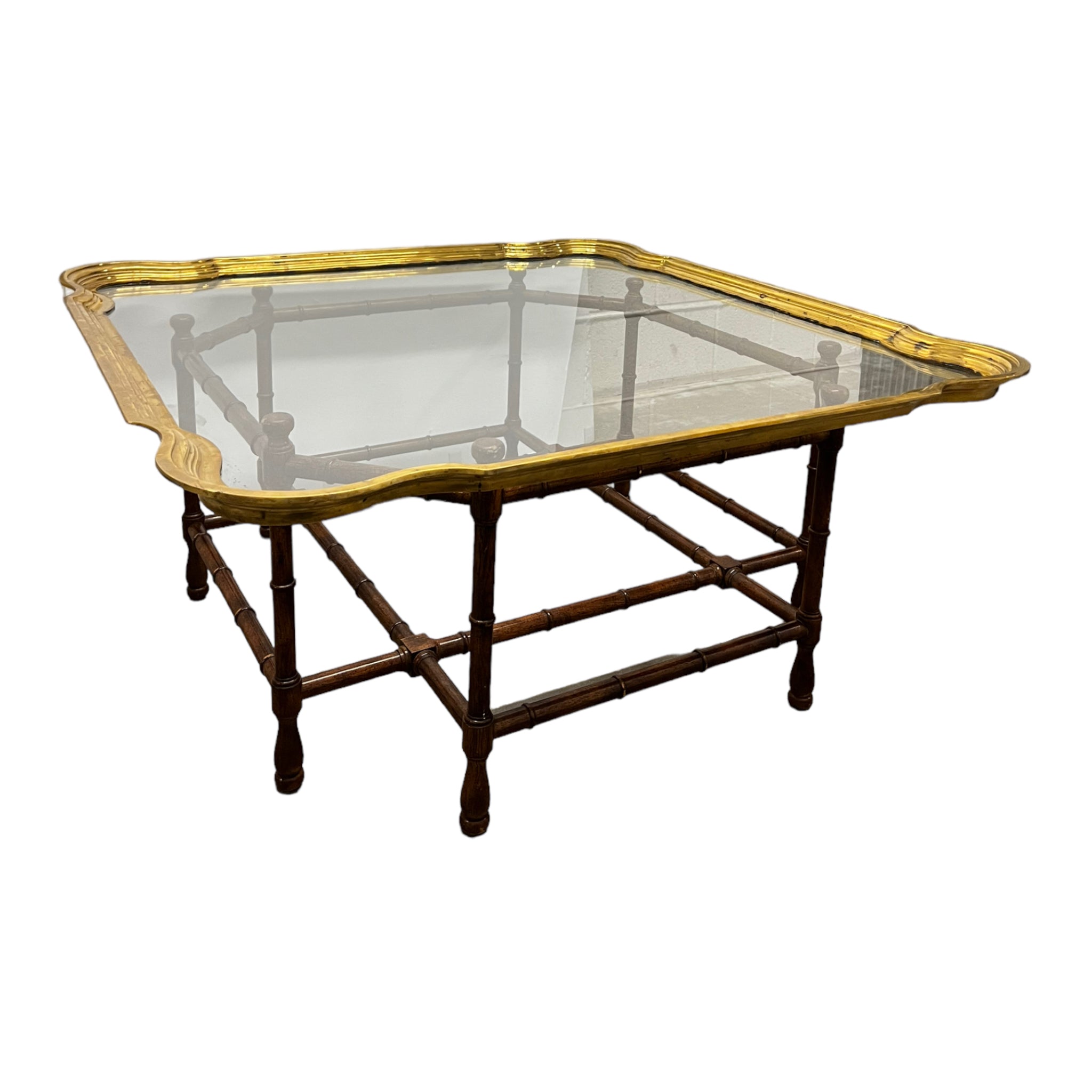 table
scalloped
metal
Home
glass
faux bois
Coffee table
brass
bamboo
baker furniture
1970s
octagonal