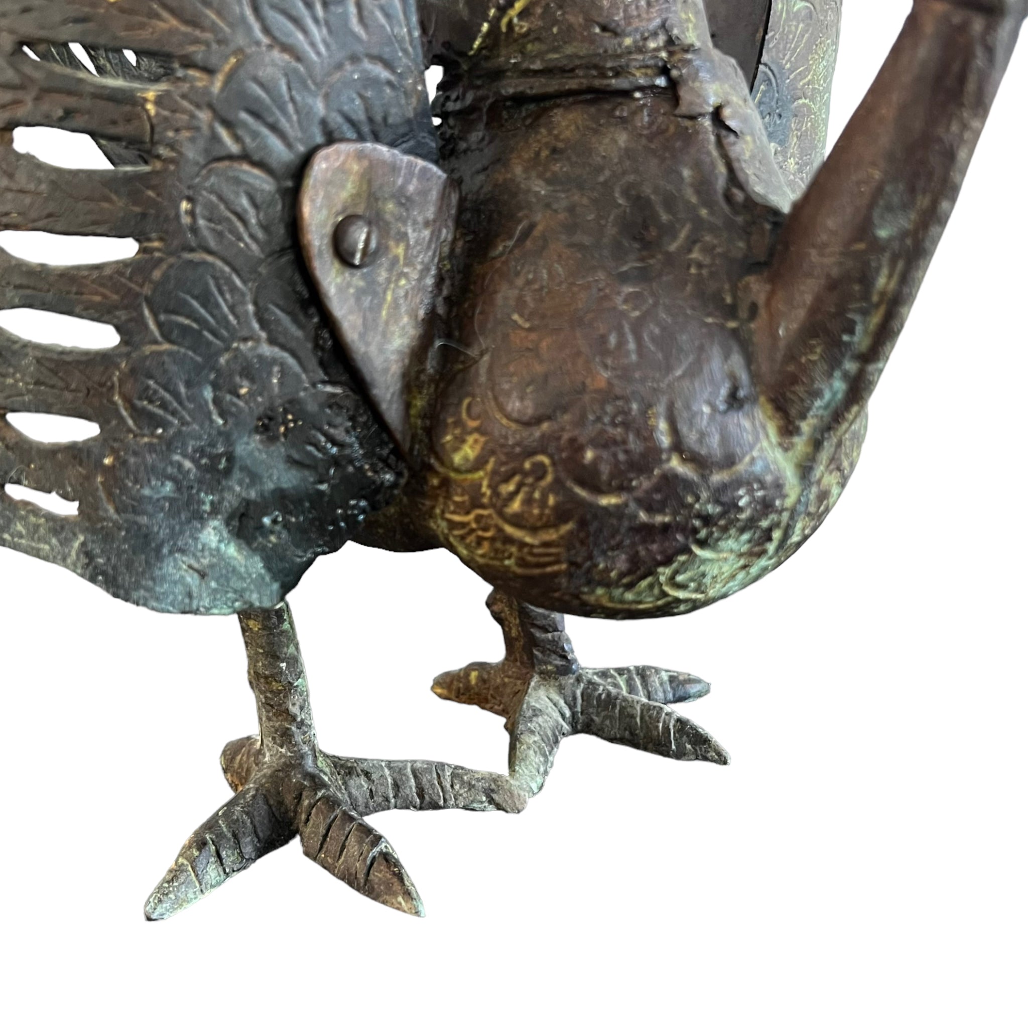 wings
Spooky
Sculpture
Plumes
Lamp
India
Home
decorative
Decor
Bronze
Brass
birds
bird
Art
peacock
hanging lamp
feathers
folk art
antique