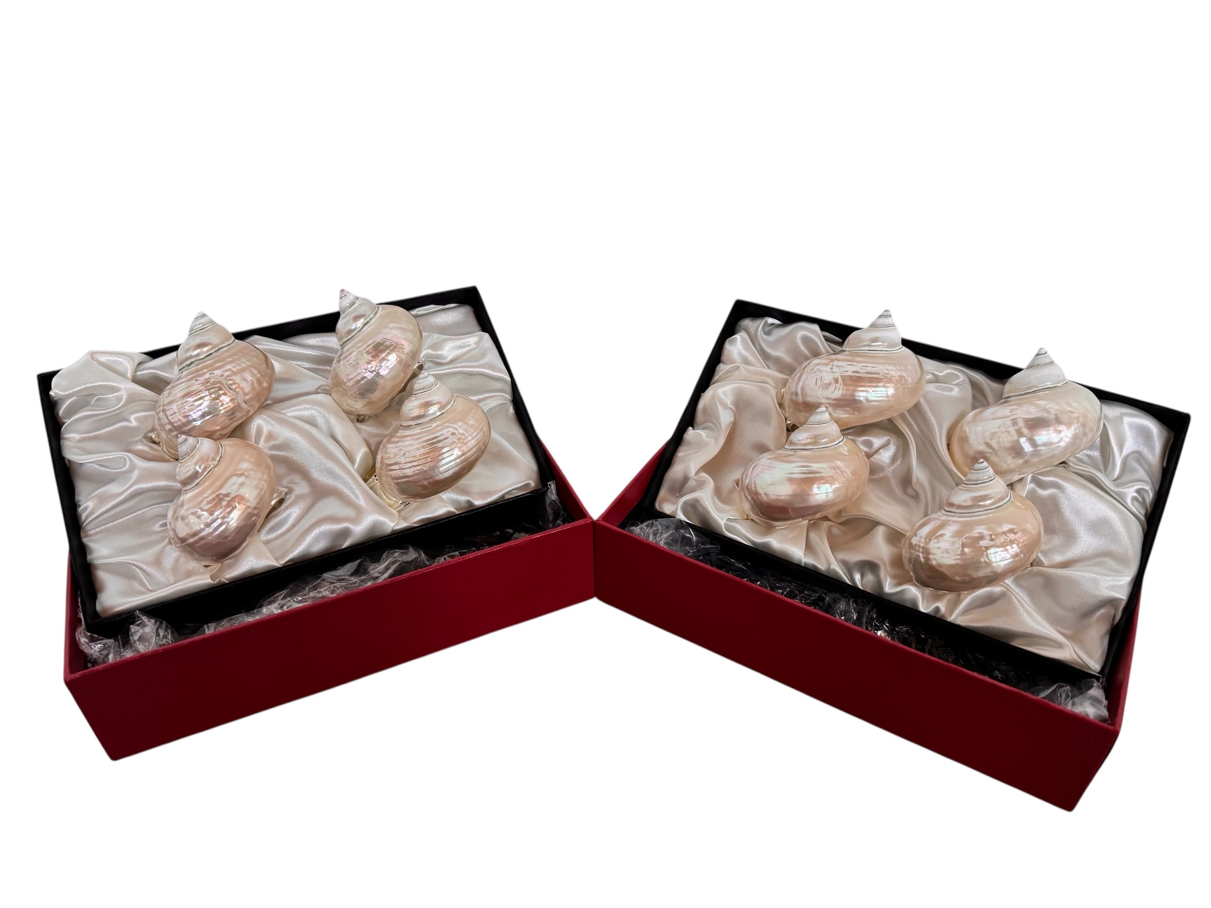 Hans Turnwald, 1980s, 1990s, napkin rings, silver ring, dinner party decoration, Hollywood regency, Turnwald Collection, High-end diningware, Coastal, Pearlized hermit shell