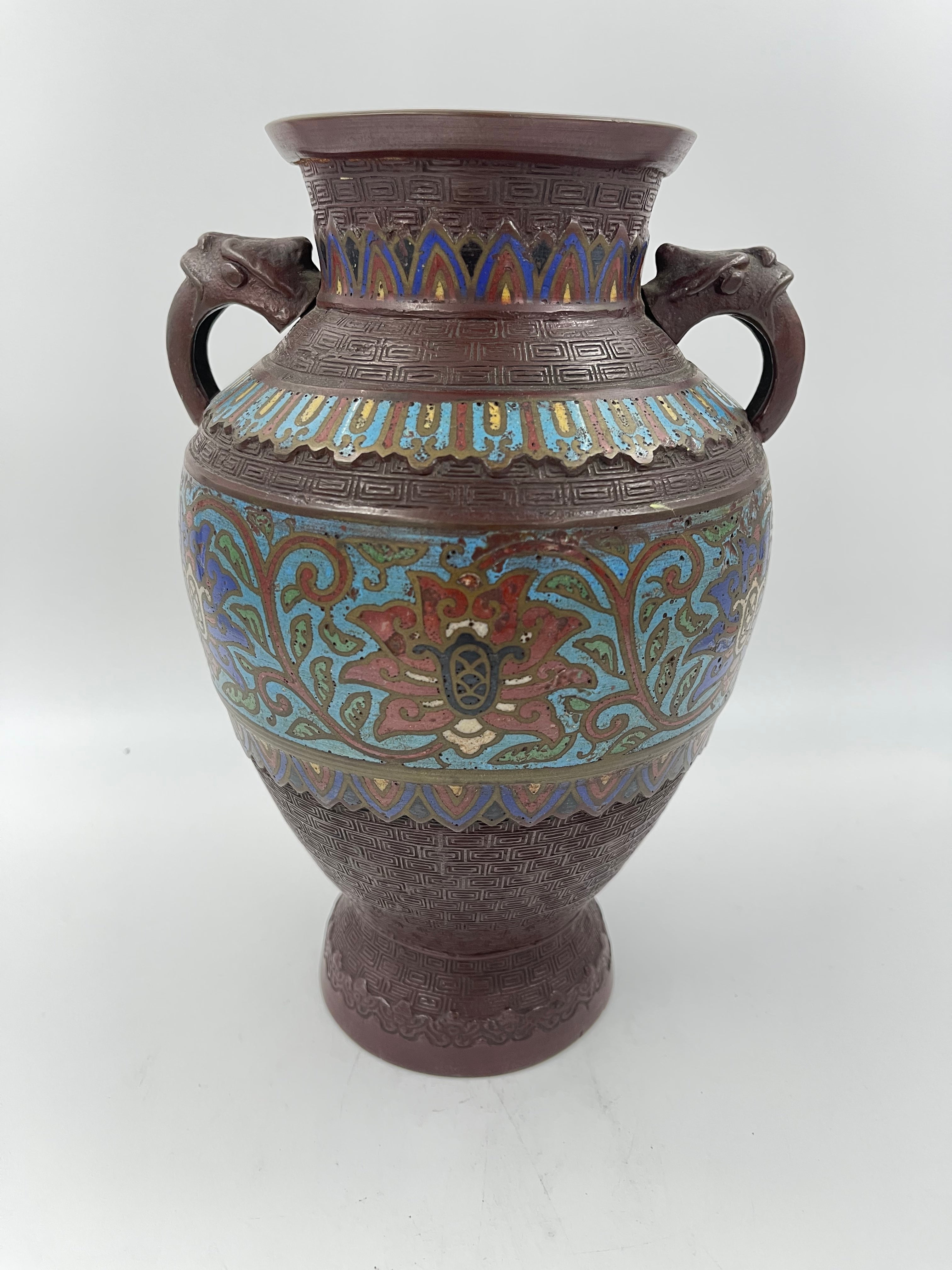 Vase
Turquoise
terracotta
table top
Metal
lapis
Home
enameled
Chinese
China
Champlevé
candleholder
Asian
candlesticks
Bronze