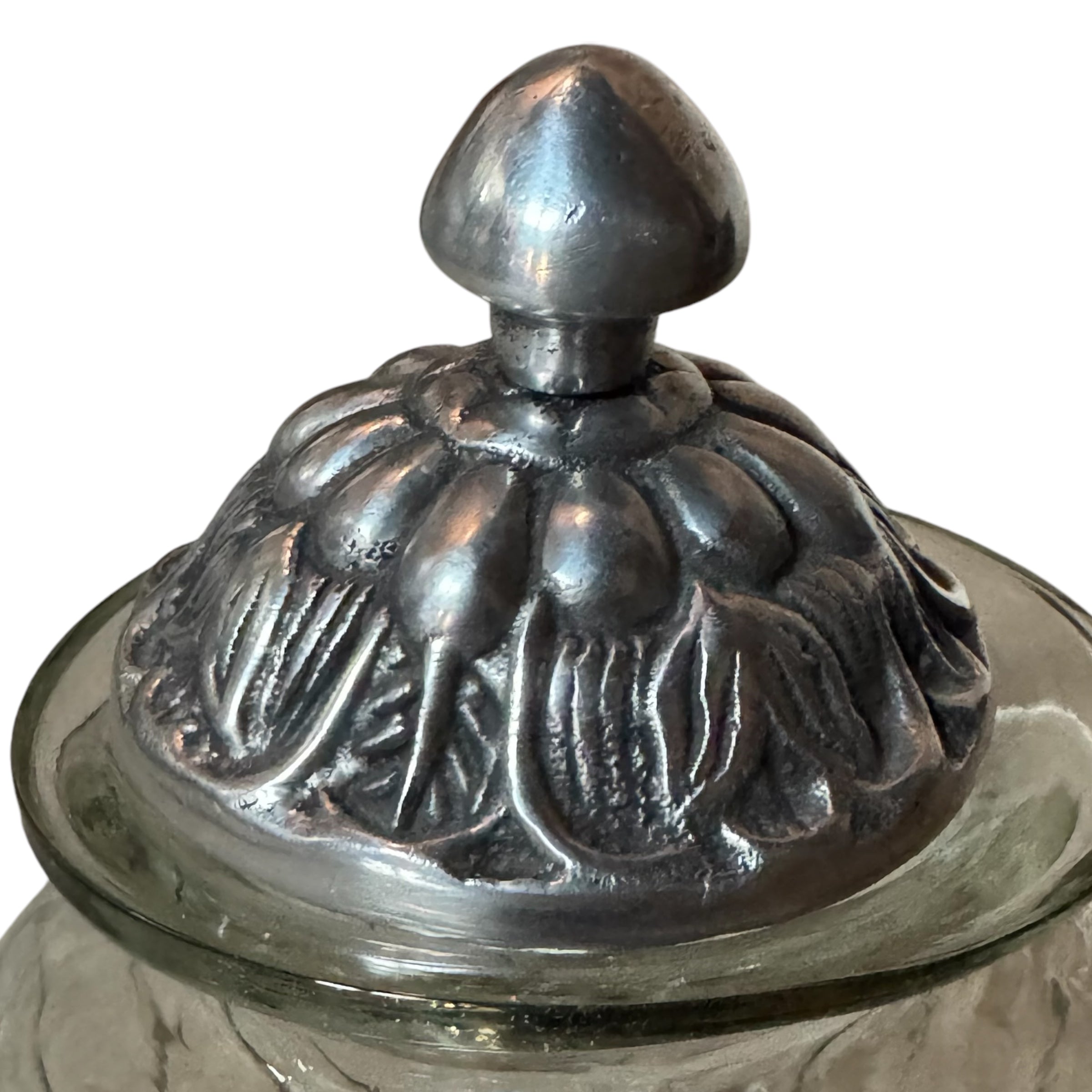 tabletop
Table Top
pewter
jars
handblown glass
Glass
gift idea
containers
canisters
Set of Three Vintage Hand-Blown Glass Canisters with Pewter Lids
Vintage Hand-Blown Glass Canisters with Pewter Lids
Vintage Hand-Blown Glass Canisters
pewter lids
vintage jars