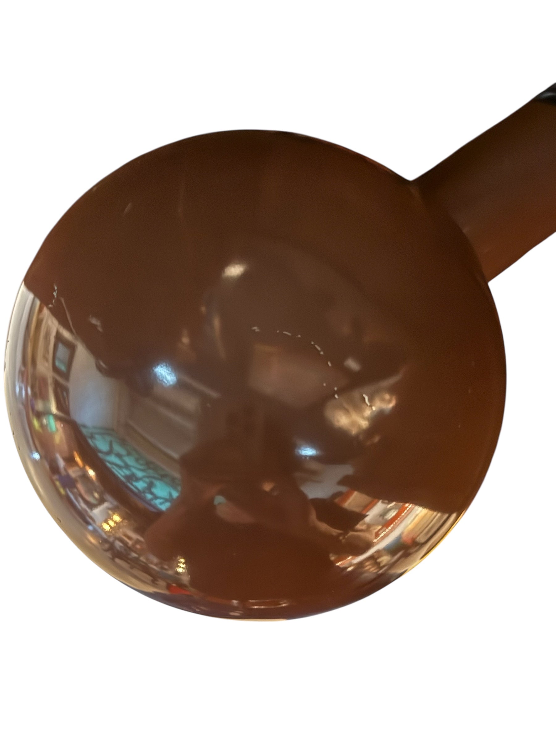 Mid-century modern brown table lamp with a flexible gooseneck.
Retro brown Fagerhults Cobra table lamp from the 1970s.