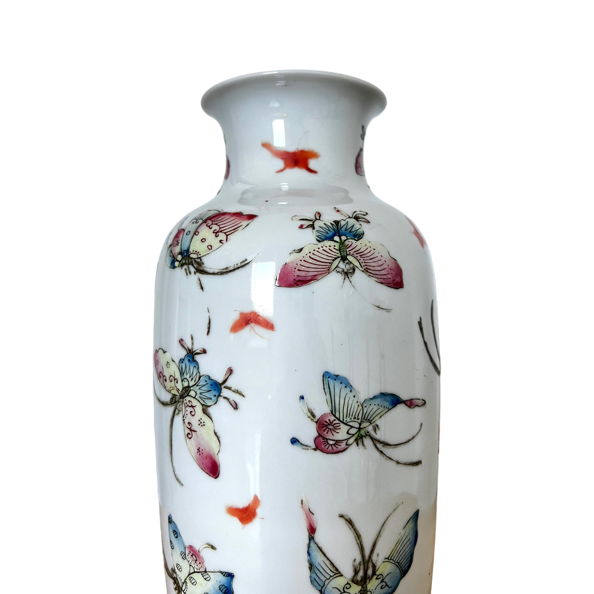 Vase
Qing Dynasty
porcelain
Home
Decor
Cloisonné
Chinese
China
butterfly
19th century
18th century
Table Top
living room
flower vase
antique