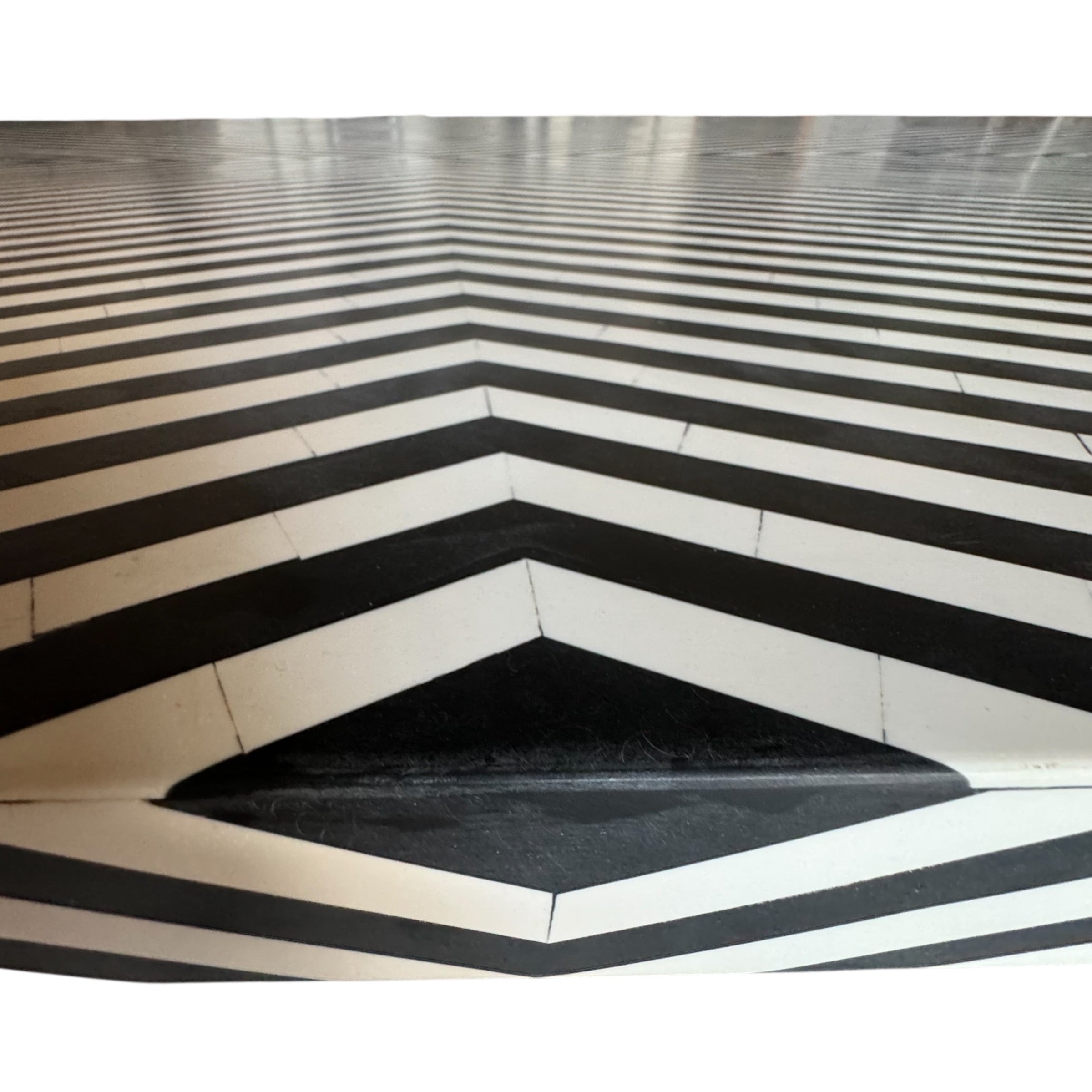 work table
tables
Table
stripes
striped
modern
kitchen table
Inlaid
Home
geometric
Dining table
black and white
2000s
large table
Kitchen
dining room
Brass