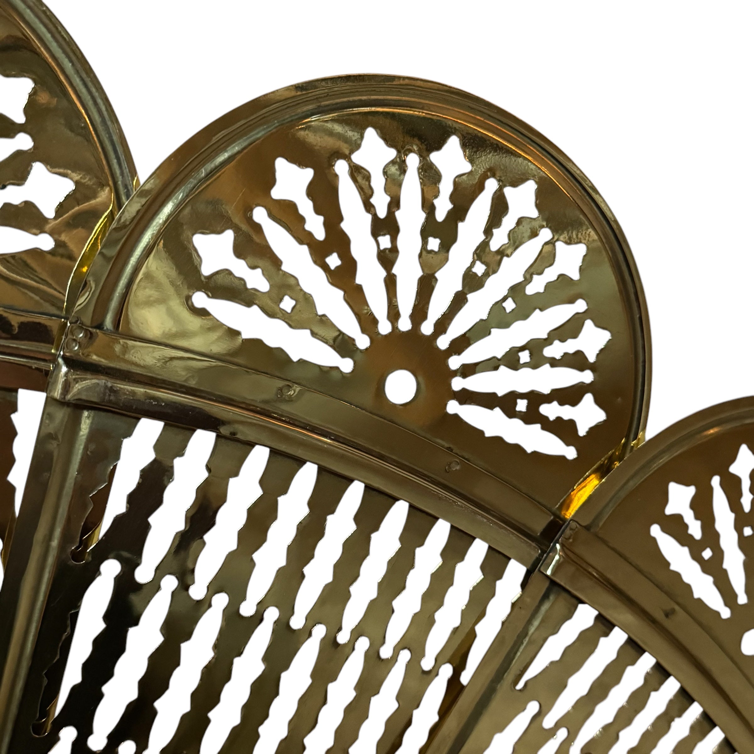 Sculpture
Screen
peacock
griffin
Gold
france
fireplace
fire screen
Brass
birds
art under 1000
Art
Antique Brass Peacock Fan Fire Screen
Brass Peacock Fan Fire Screen
Antique Fire Screen
Brass Peacock Fire Screen
antique peacock fire screen