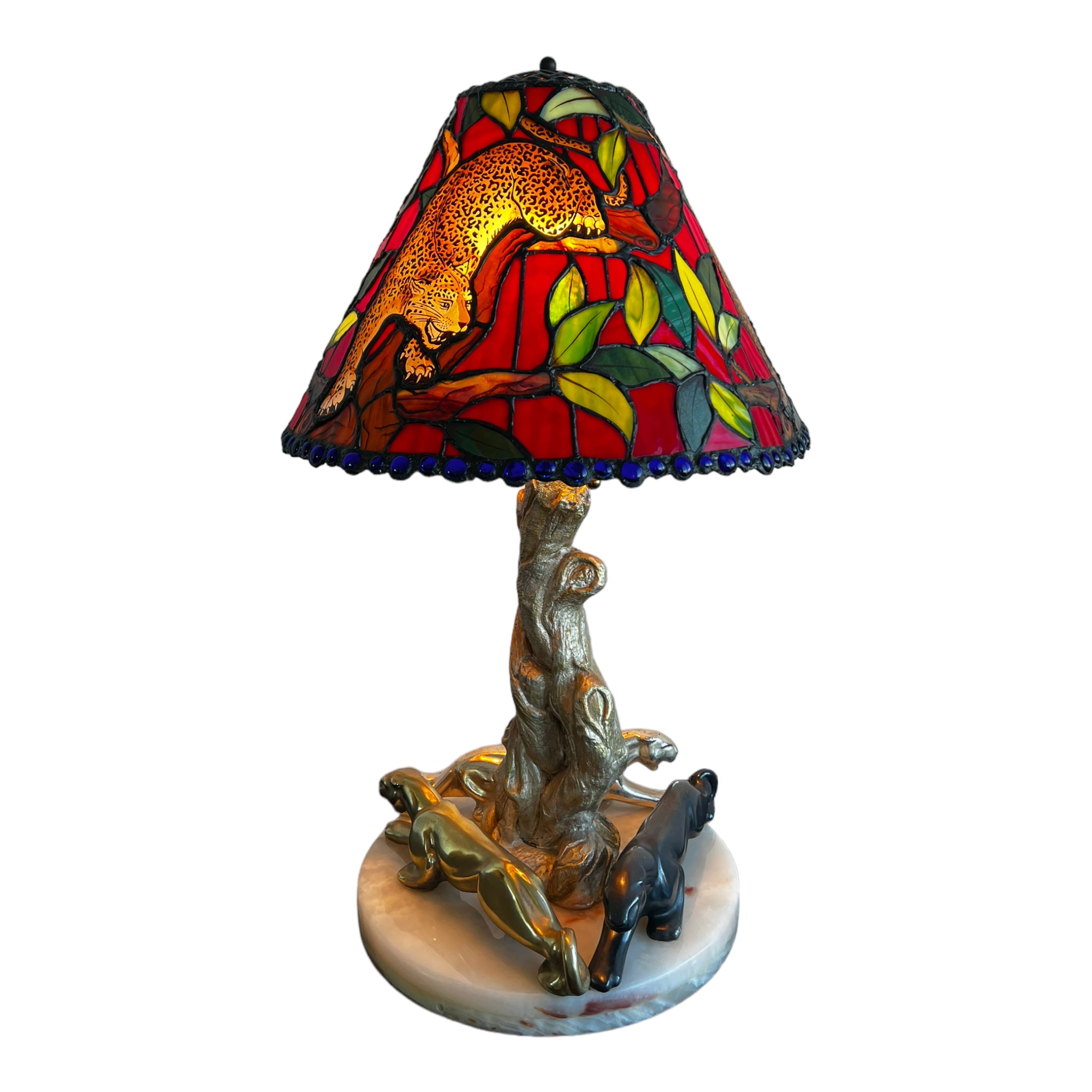 Table lamp
onyx marble
living room
Lamp
Home
Glass
cheetah
Animals
Animal
1970s
Colorful
stained glass
leopard
Faux bois
jaguars
Red
Artisan
Living