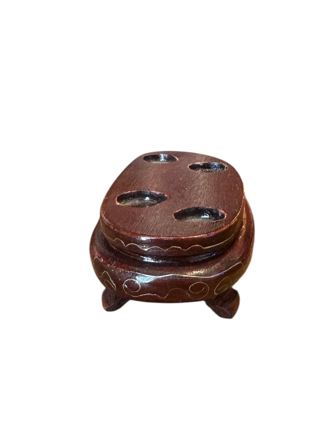 Polished Malachite Lion on Wooden Stand 
Malachite Sculpture with Stand for Decor 
Malachite Lion Art on Display Stand 
Powerful Malachite Lion Sculpture - Design Object 
Geometric Malachite Sculpture - Lion
Striking Malachite Animal Sculpture: Lion
