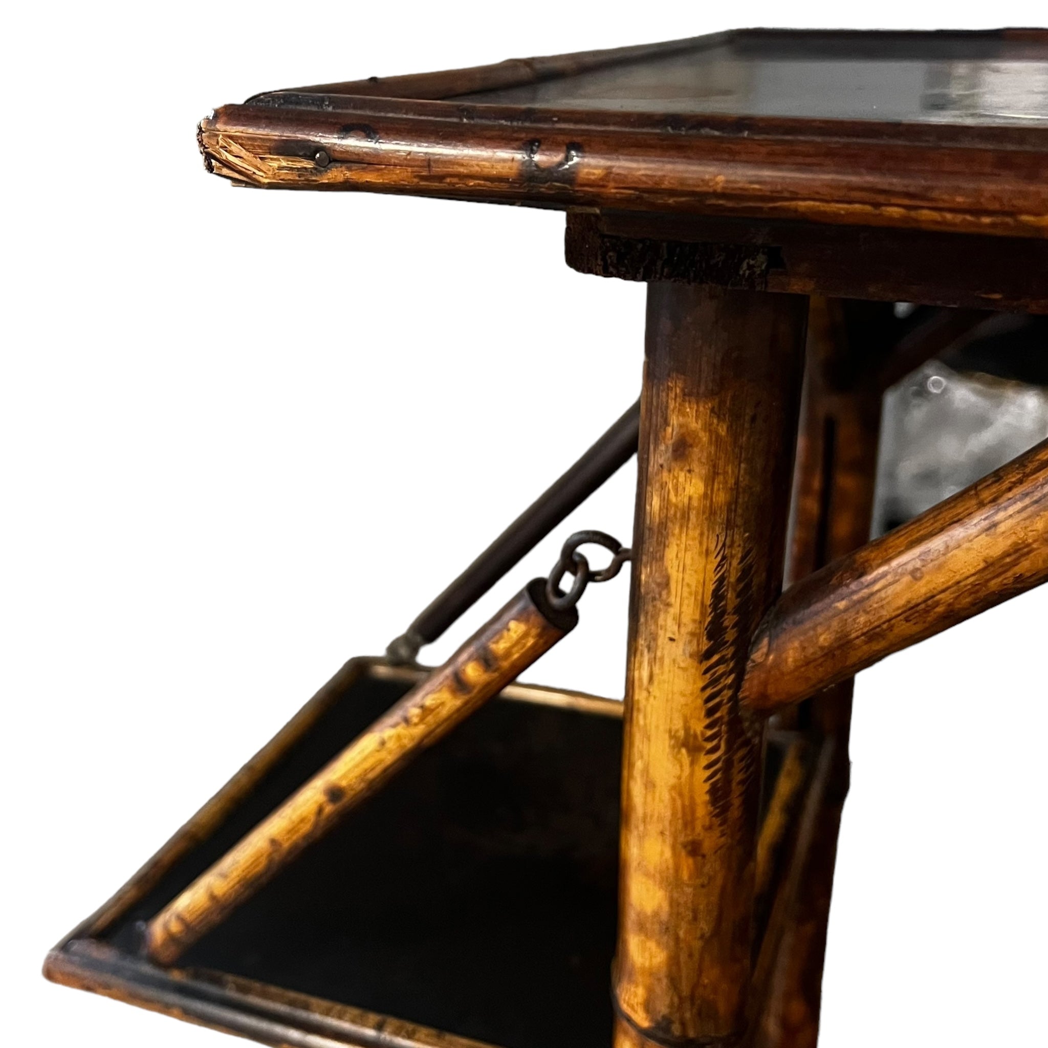 tiger bamboo
tea table
Table
Side table
lacquer
Jappaning
Japanning
end table
Britain
bamboo
antique
19th century
small table
accent table
painted