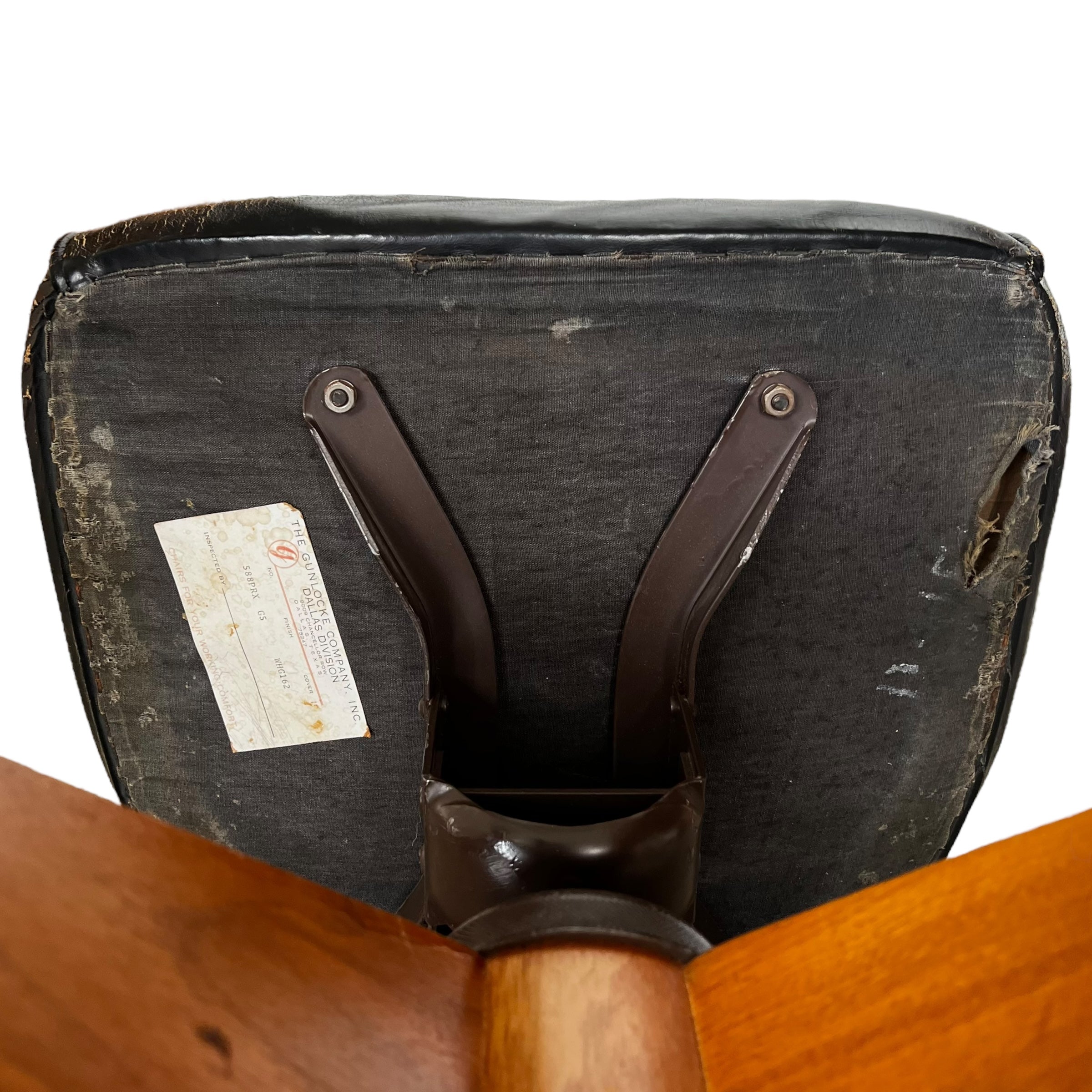 wood
Vintage
swivel chair
Office chair
office
NYC
Mid century
leather
Home
Gunlocke
Chair
50s
1950s
desk chair
rolling chair
Gunlocke Office Chair
black leather
The Gunlocke Company