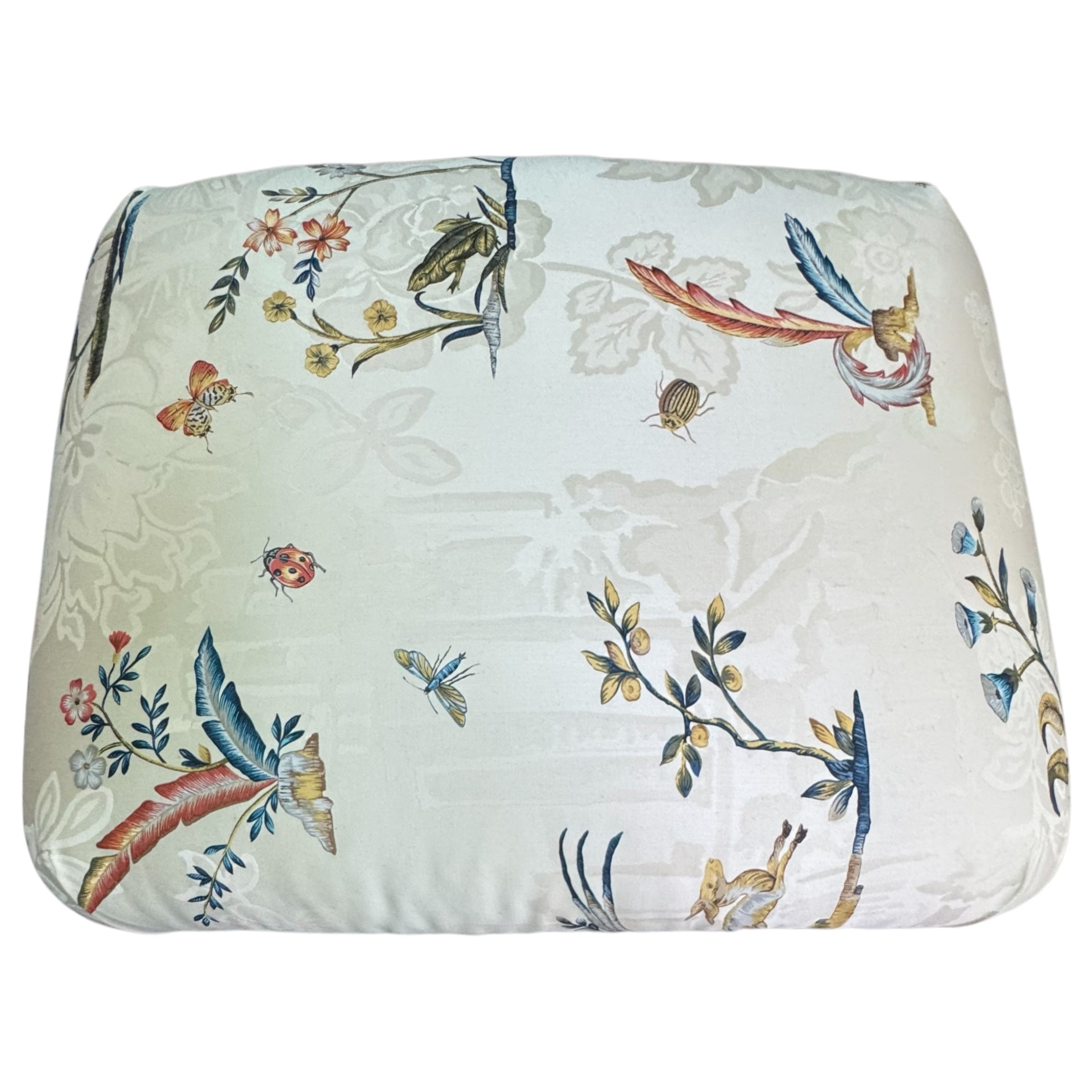 upholstered
small bench
Seating
Schumacher fabric
Postmodern
living room
ladybugs
ivory
Home
Floral
bugs
bench
bedroom
A Reimagined Classic: Schumacher Upholstered Waterfall Bench
1980s
Waterfall Bench
Schumacher Waterfall Bench
1980s Bench
vintage bench