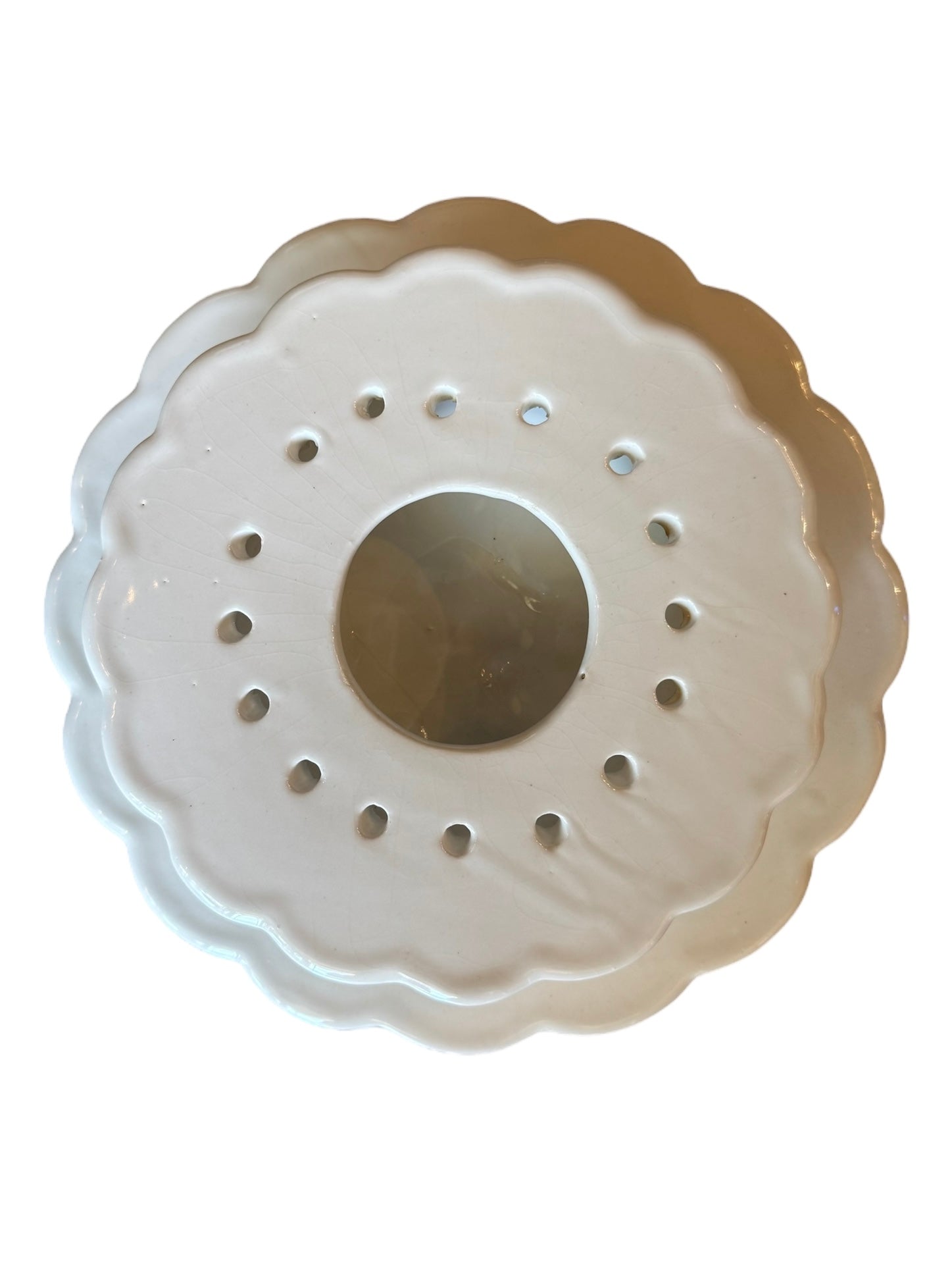 White Tiered Flower Frog Vase - Martha Stewart by Mail
Vintage 1990s Martha Stewart Ceramic Vase
Martha Stewart Collectible Flower Frog - Tiered Design
Scalloped Edge Tiered Flower Frog Vase
Vintage Martha Stewart "Martha By Mail" Flower Frog