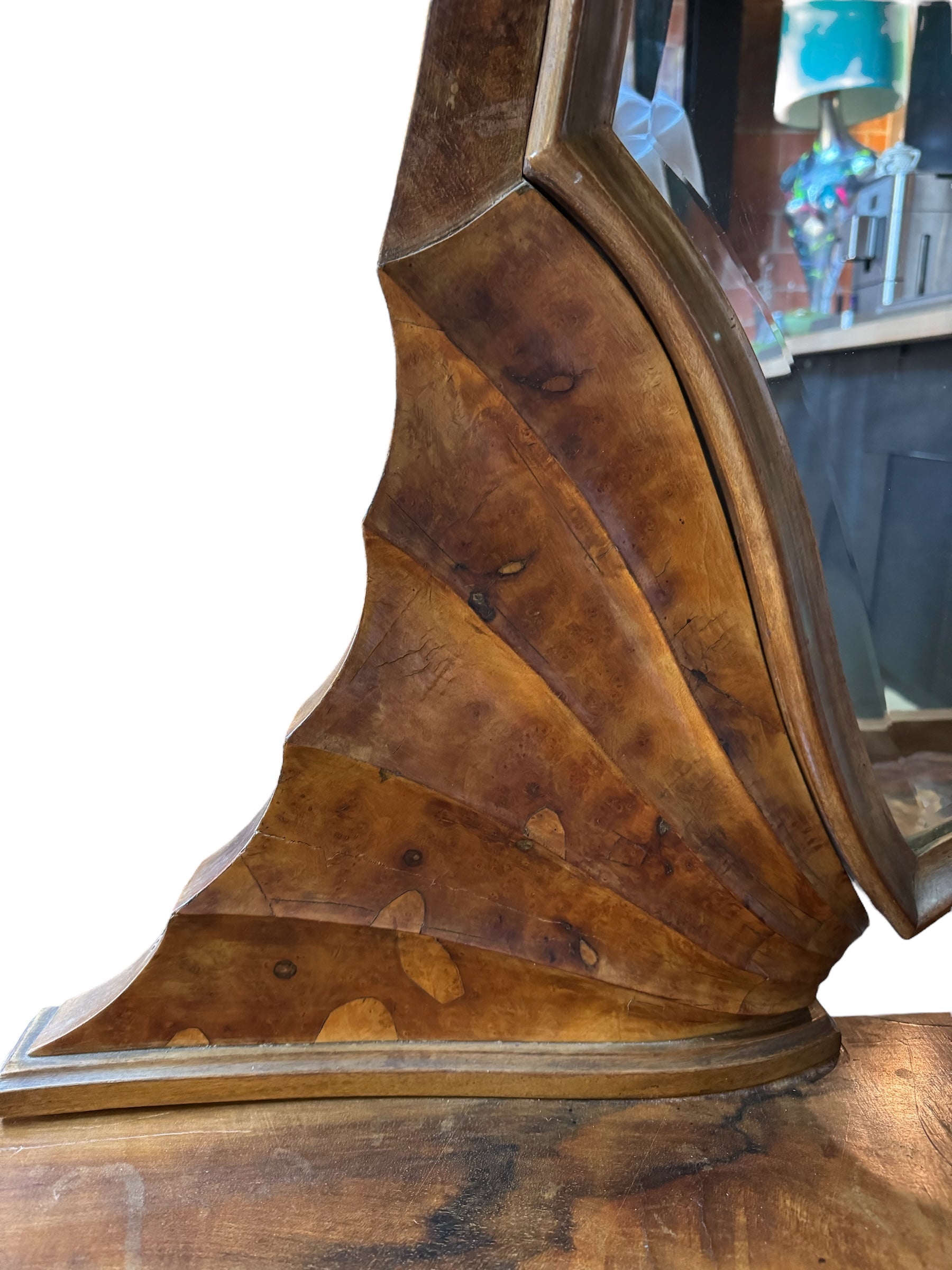 wood
Walnut
Vanity
Mobilificio Bertero
Mirror
italian
Home
dressing table
console
burl wood
bedroom
Art Deco
1940s
1930s
Italian Art Deco Vanity attributed to Mobilificio Bertero
Italian Art Deco Vanity
Art Deco Vanity
vintage vanity
vintage italian vanity