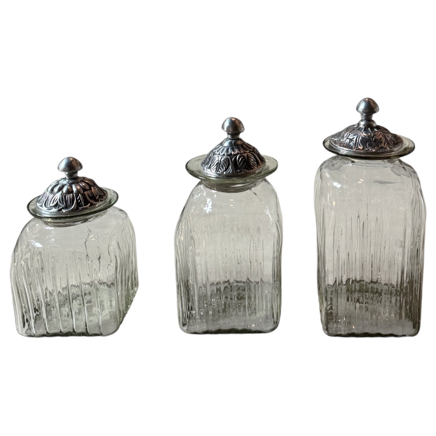 tabletop
Table Top
pewter
jars
handblown glass
Glass
gift idea
containers
canisters
Set of Three Vintage Hand-Blown Glass Canisters with Pewter Lids
Vintage Hand-Blown Glass Canisters with Pewter Lids
Vintage Hand-Blown Glass Canisters
pewter lids
vintage jars