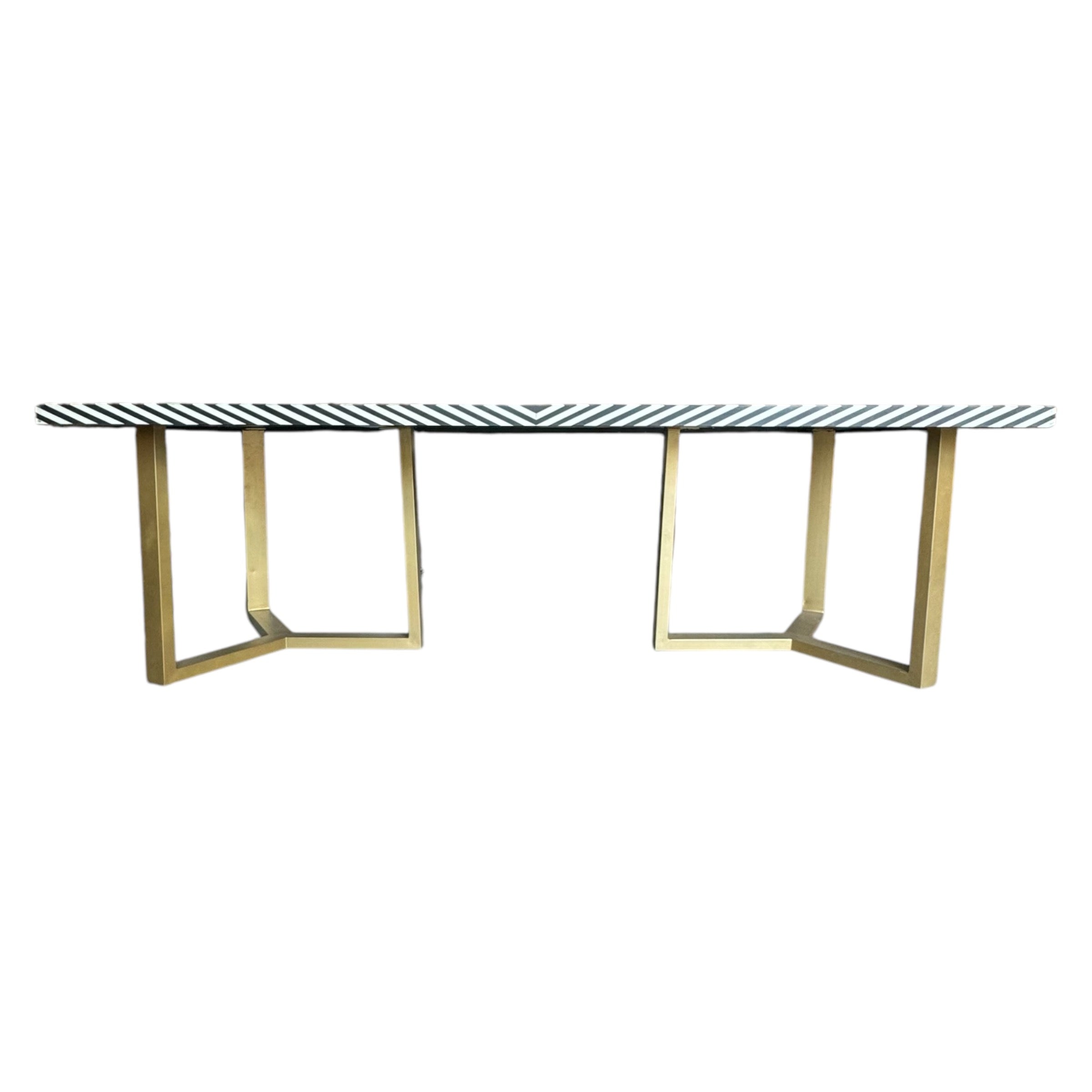 work table
Large Inlaid Modern Table with Metal Base
tables
Table
stripes
striped
modern
kitchen table
Inlaid
Home
geometric
Dining table
black and white
2000s
large table
Kitchen
dining room
Brass