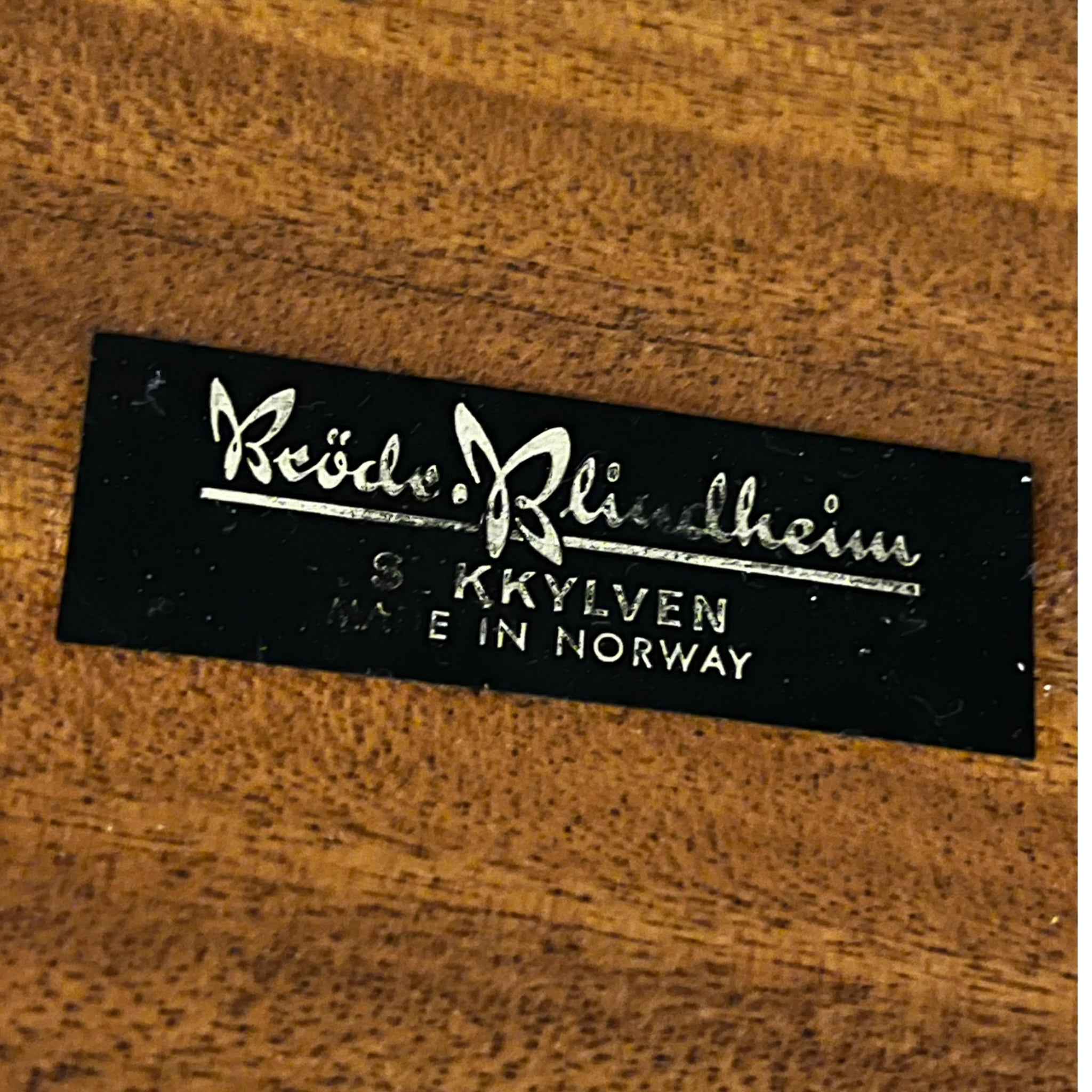 wood
Table
Sykkylven
Side table
Rosewood
Norway
minimalist
minimal
Home
Coffee table
Brode Blindheim
Brazilian wood
1960s