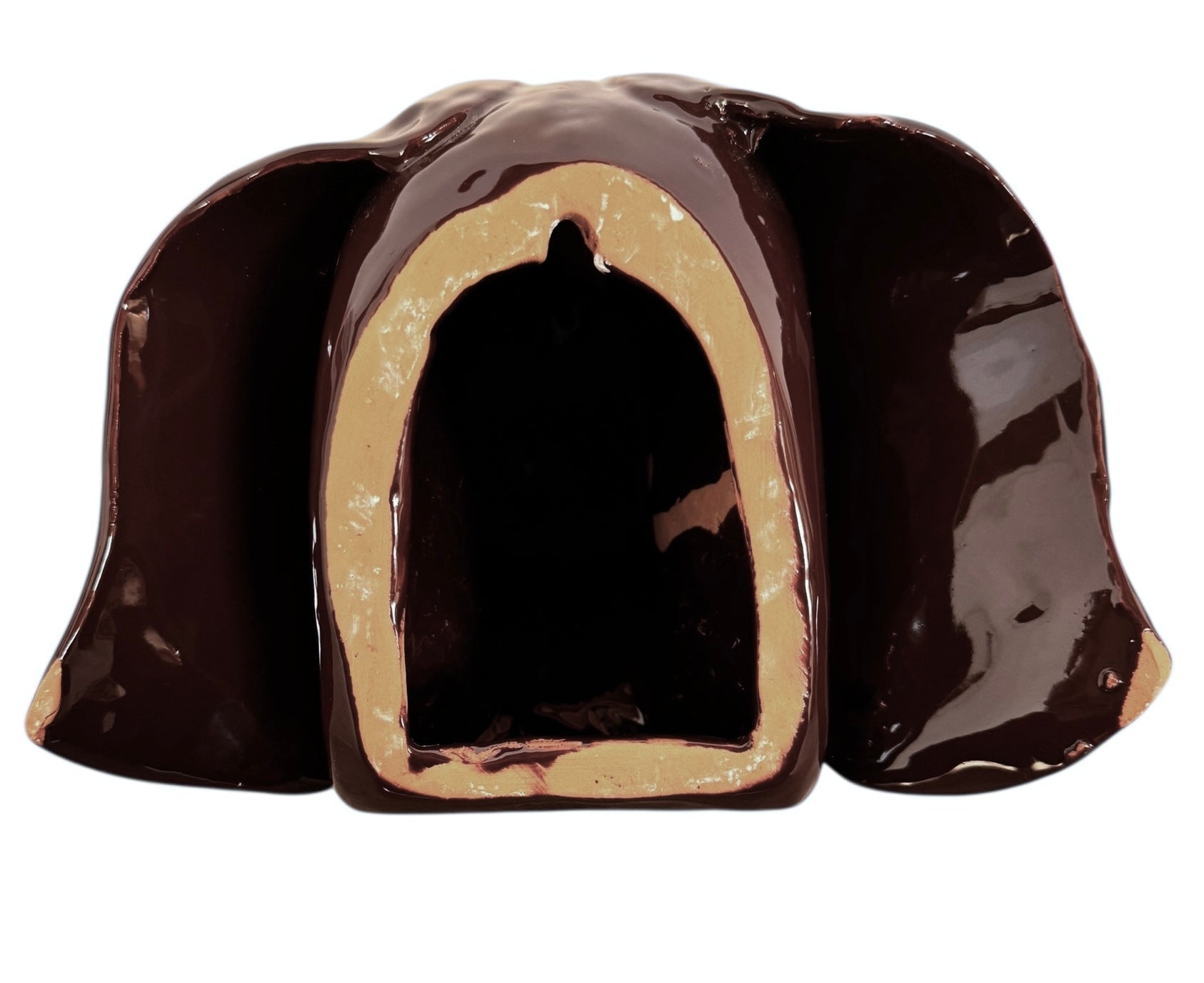 A glossy, dark chocolate brown ceramic bust of a Labrador dog. Created by Enza Fasano, the sculpture features a minimalist, stylized design with smooth, flowing lines and a high-shine glaze that reflects light. The dog’s long ears drape down the sides, and its snout is rounded, capturing the gentle essence of the breed in a contemporary Italian pottery style.