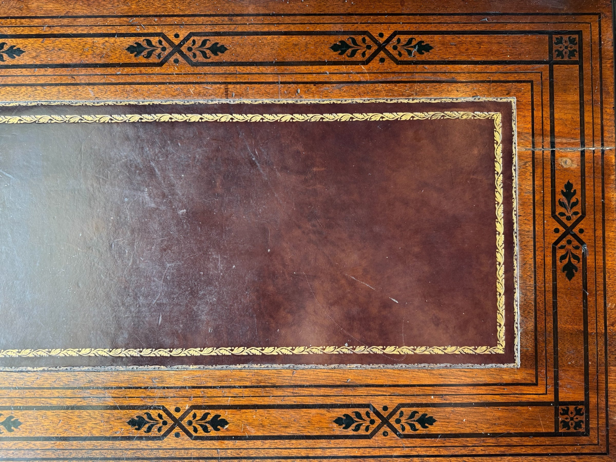 Writing desk
Antique
Victorian
19th-century
English
Walnut
Parcel-ebonized
Construction & Craftsmanship:

Dovetail joints
Handcrafted
Solid wood
Plank construction
Joinery
Construction details
Traditional woodworking
