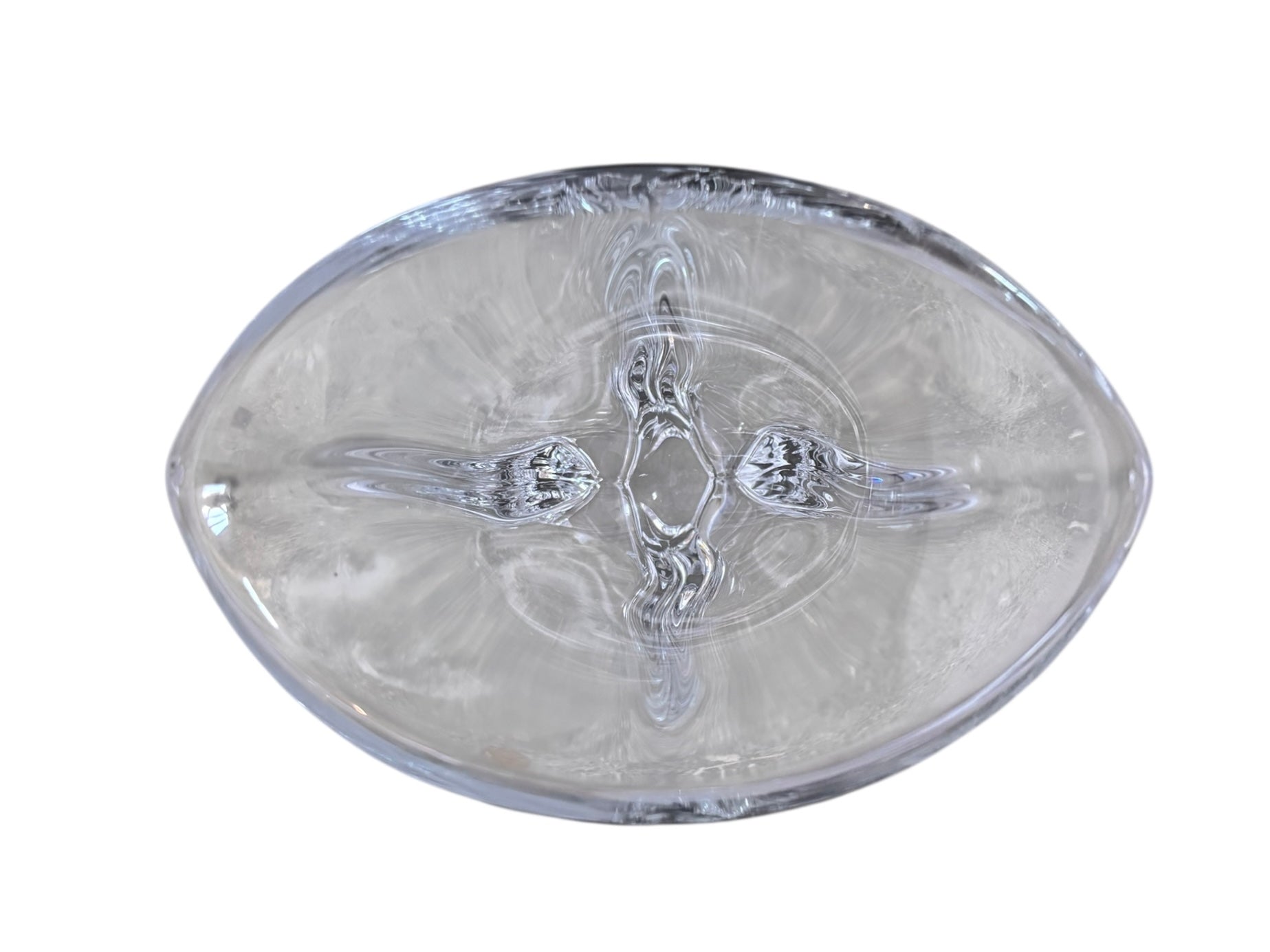 A clear crystal vase with a flared opening and a twisted, sculptural base.
The provided image is of a vintage Vannes Le Châtel crystal vase, which is a piece of French art glass