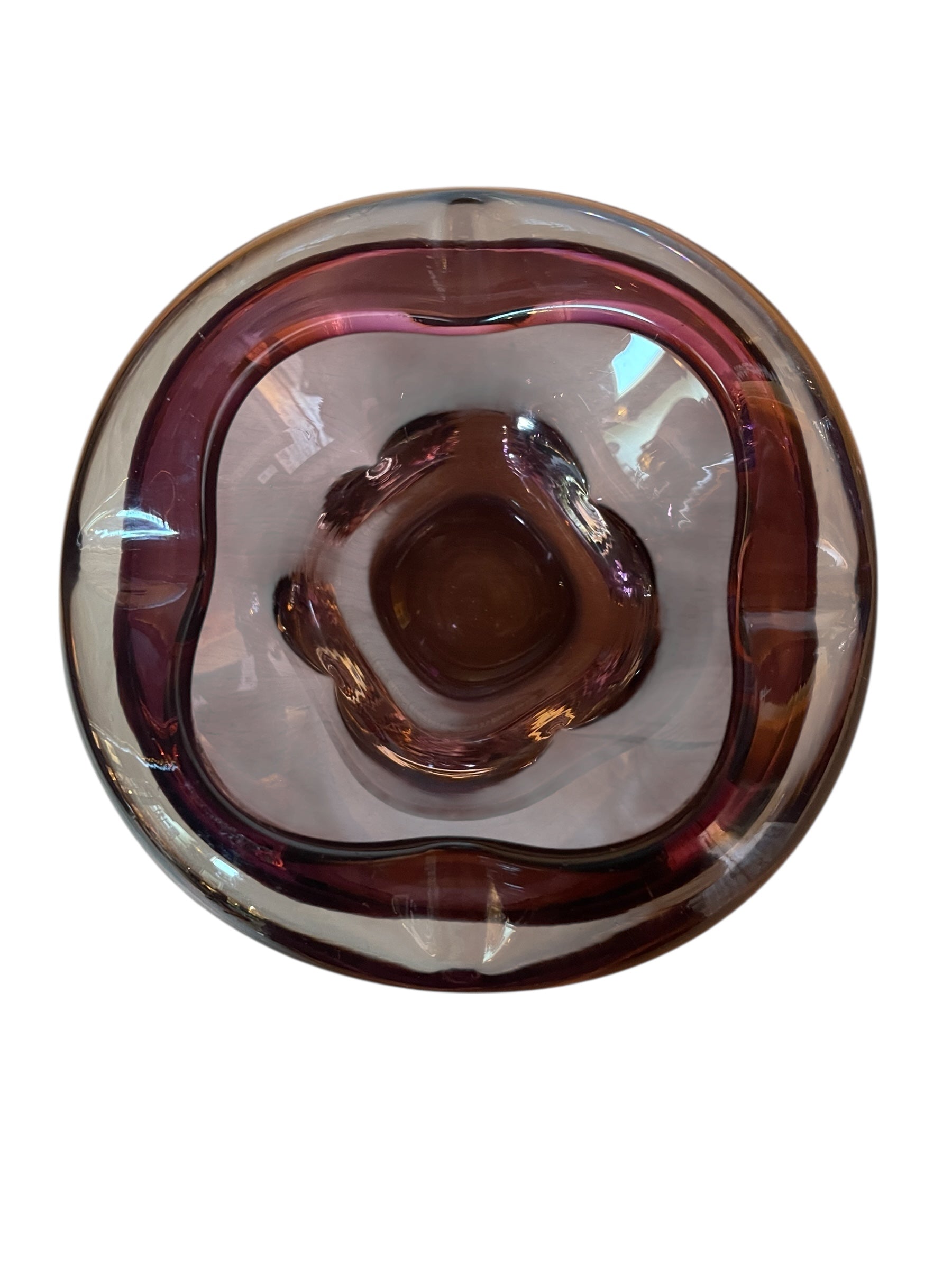 Amethyst Murano glass ashtray in a petal shape with indentions, a vintage design object.