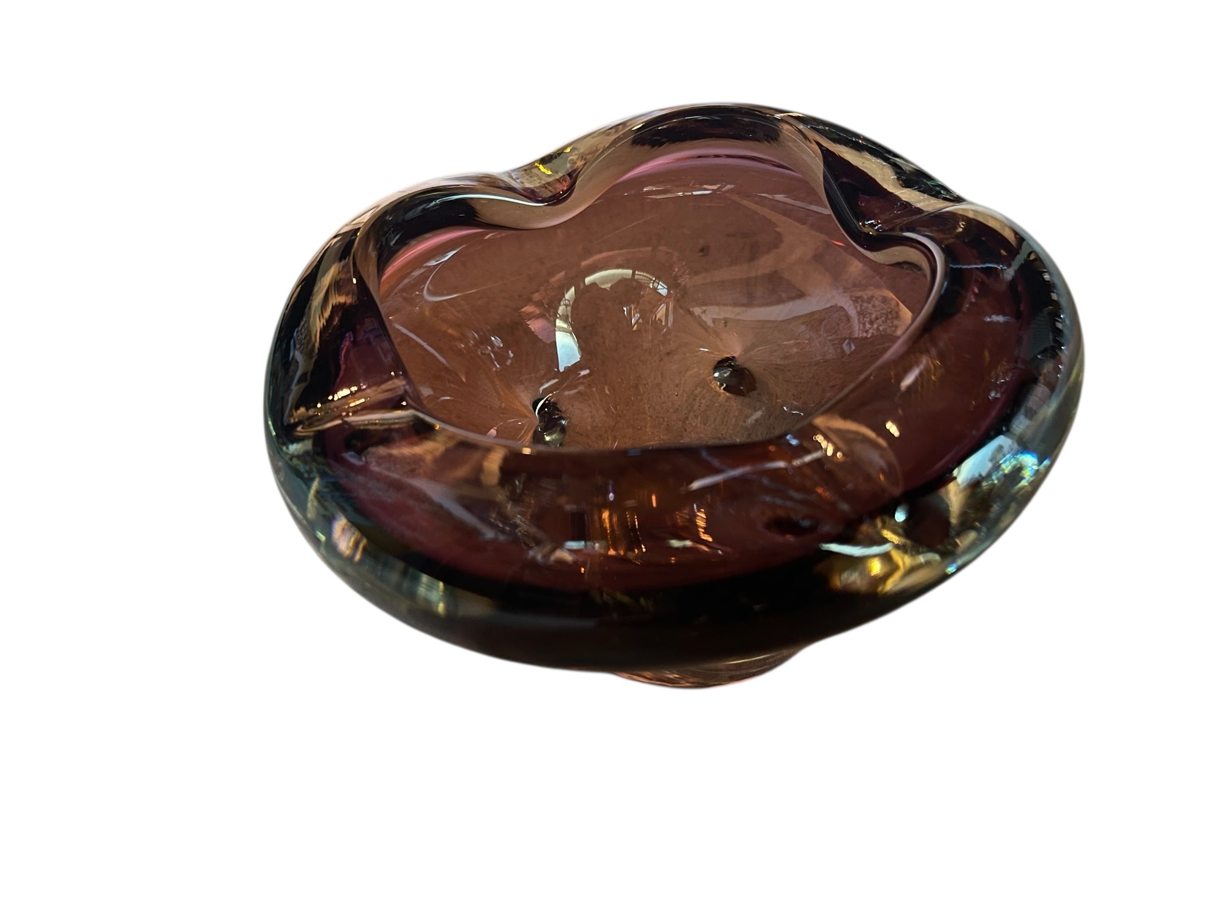 Amethyst Murano glass ashtray in a petal shape with indentions, a vintage design object.