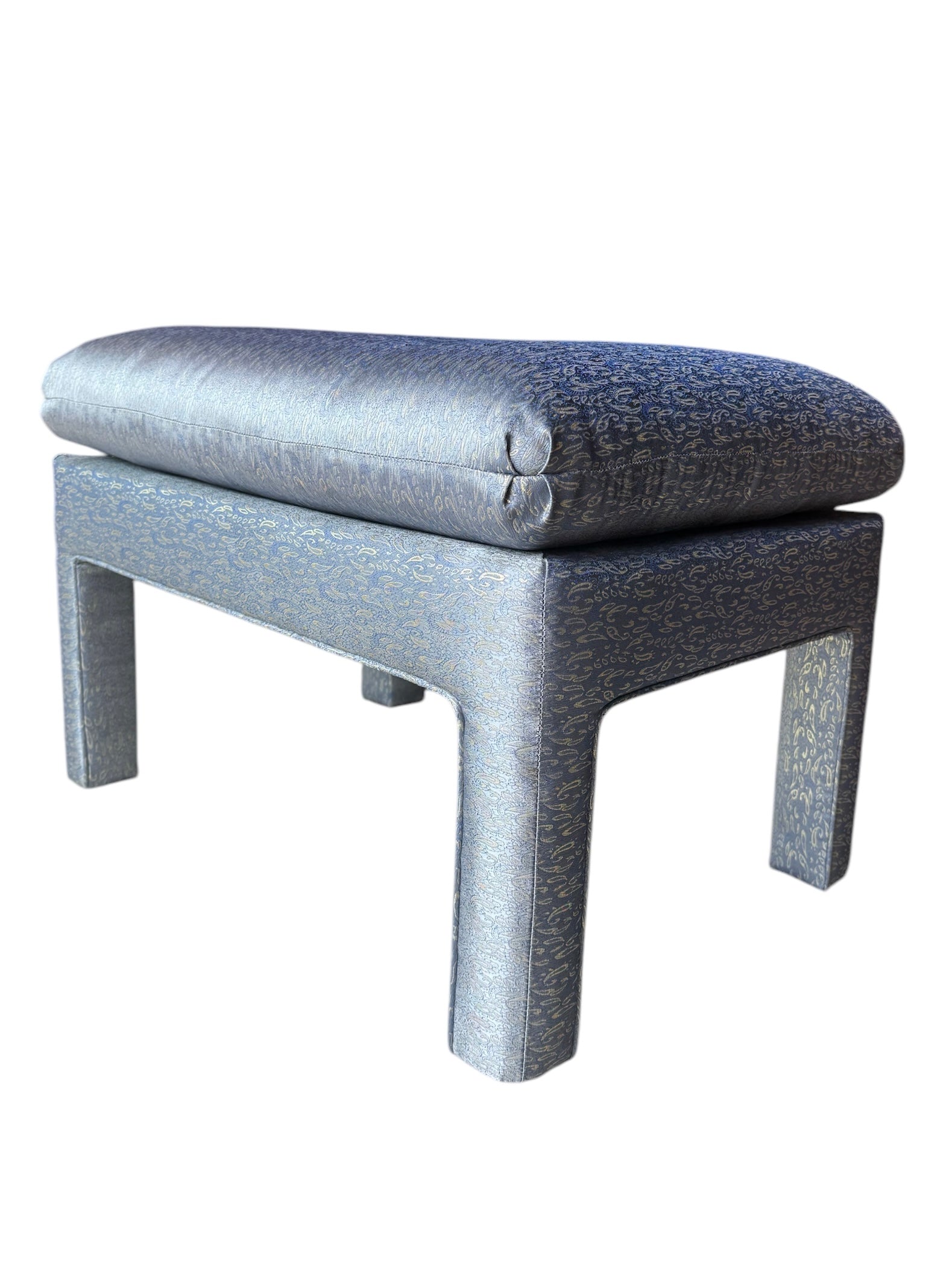 tufted
small bench
silk
Seating
reupholstered
ottoman
Blue
bench
Assuit fabric
90s
1990s Vintage Blue Ottoman with Assuit Fabric
Vintage Blue Ottoman
vintage ottoman austin
